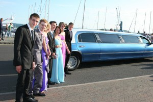 Carter Community School Prom arriving with Limousine